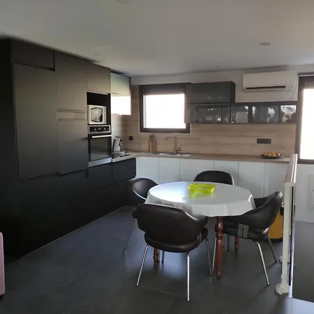 L'orlu D'hotes Proximite Homestay *